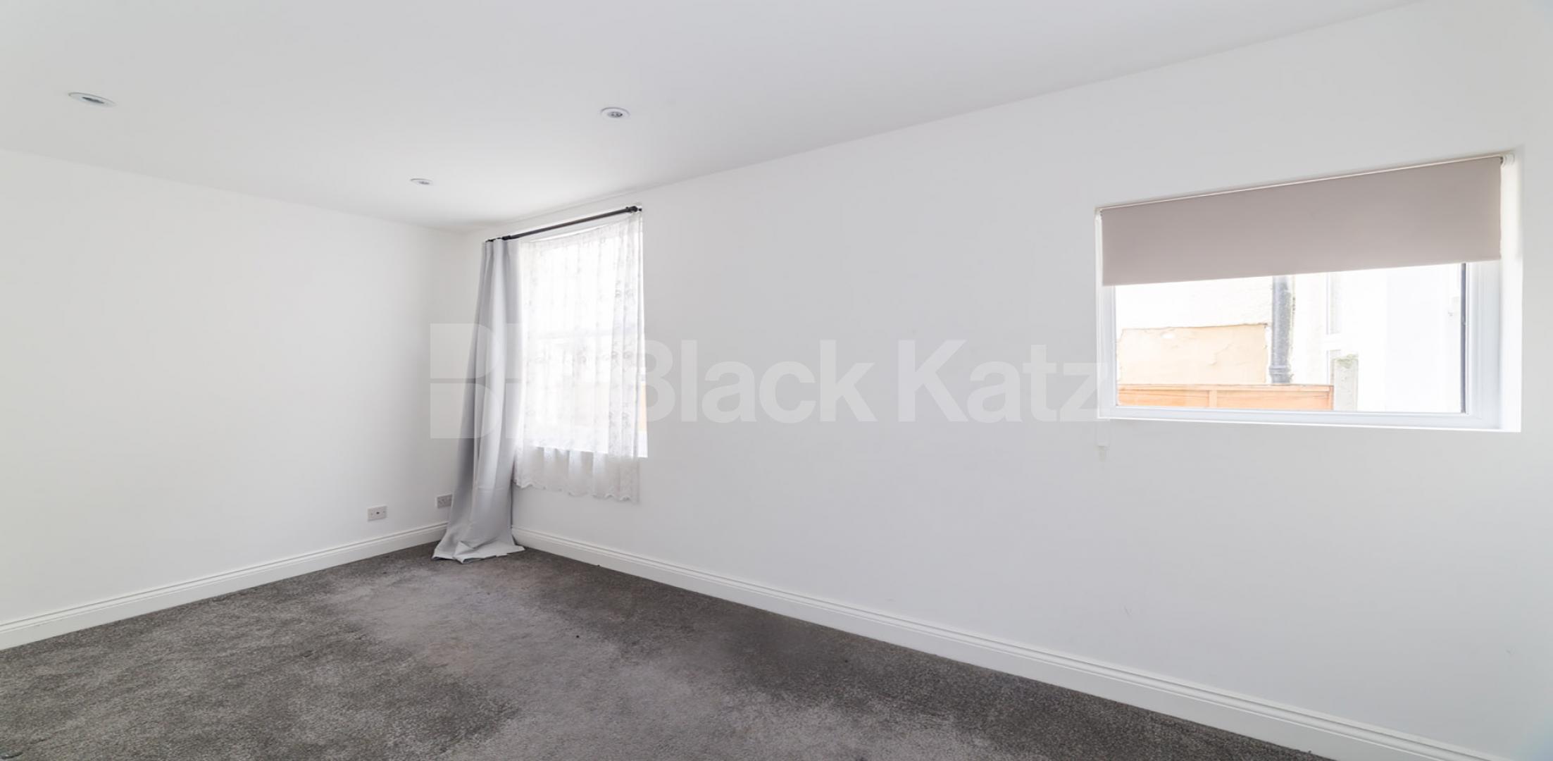 			New Instruction! Garden flat, 3 Bedroom, 1 bath, 1 reception Ground Floor Flat			 Imperial Road , Bounds Green / Wood Green